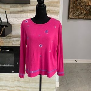 Blast Hot Pink With Floral Stitched on Knit Sweater. Size‎ XL (355)